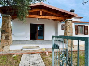 CASA SAS ENAS trilocale indipendente -Ammentos Posada - Posada